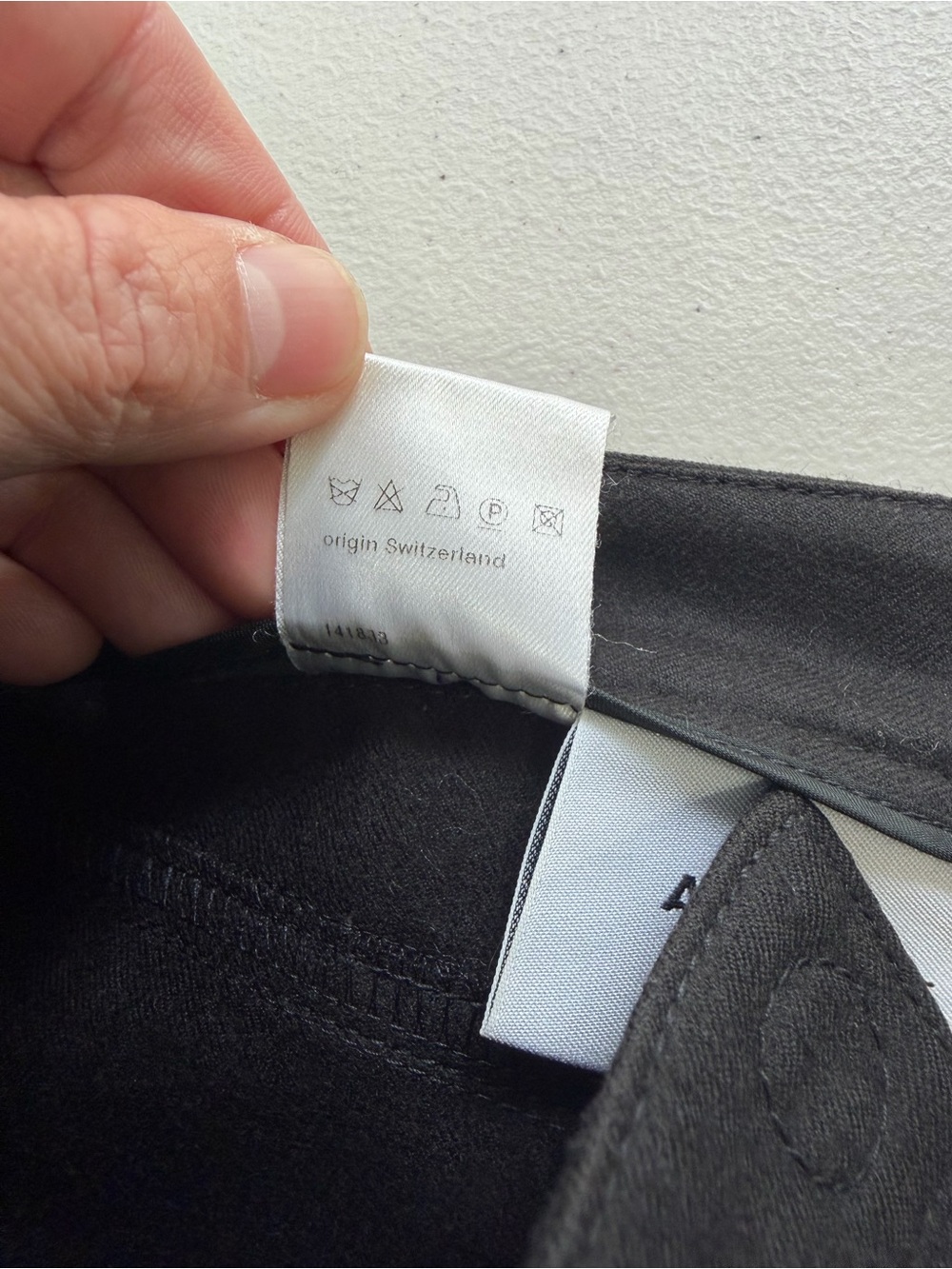 Akris Punto Black 100% Wool Natural Stretch Straight Leg Pants Size 4 - Picture 6 of 10